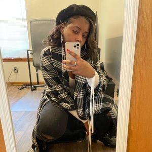 Meet your Posher, Trinity